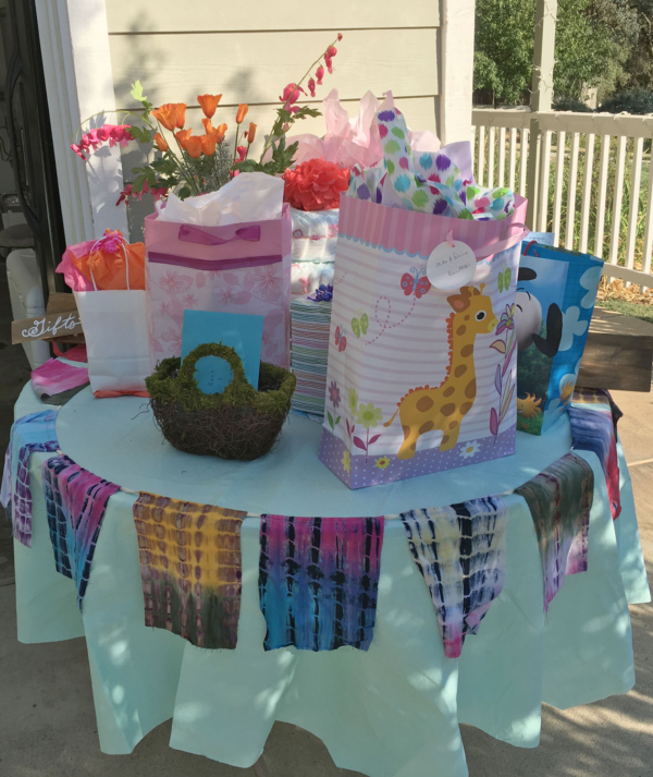 Round folding table used to display gifts
